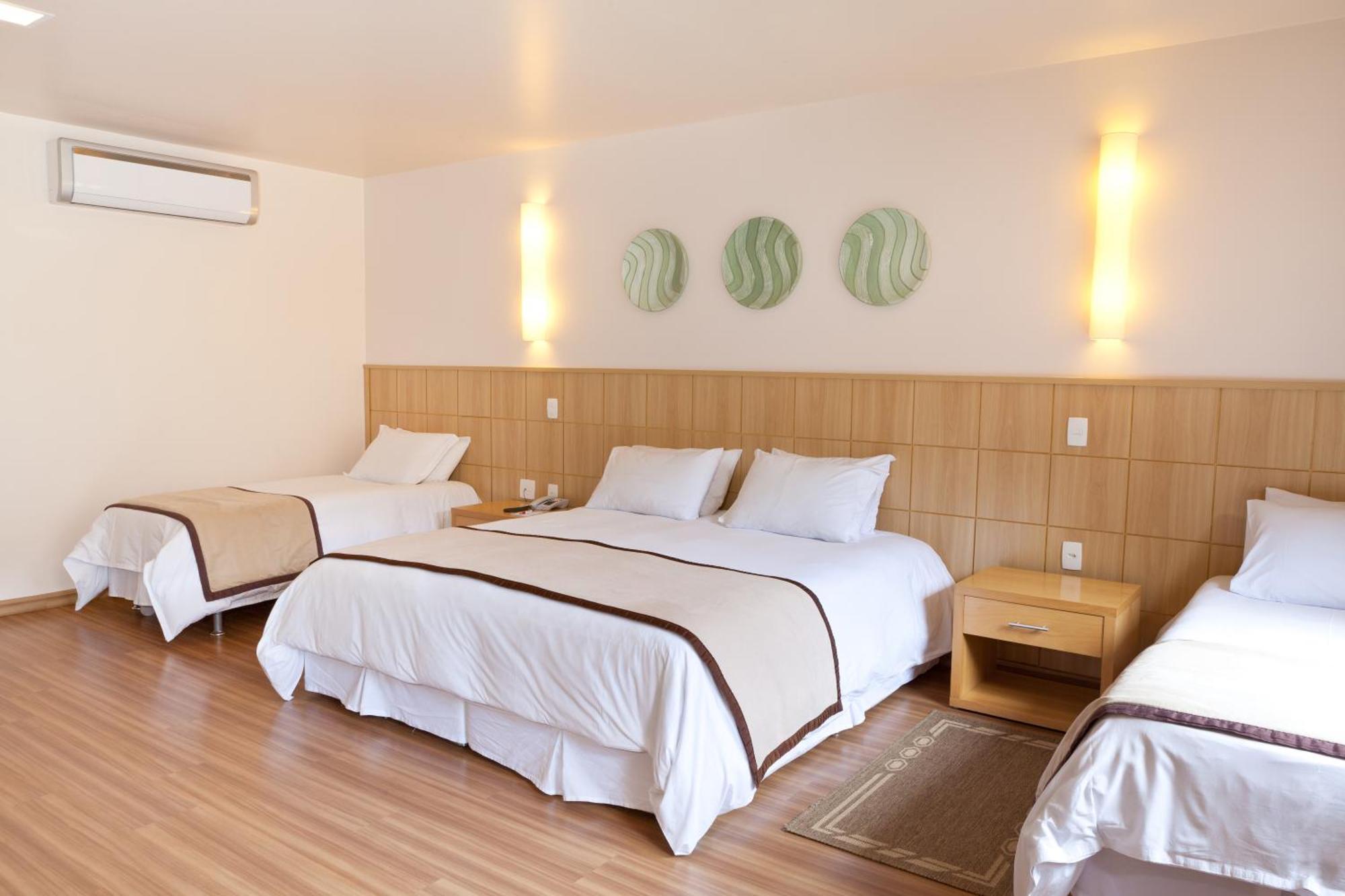 Deluxe Room,115195403:JPEG