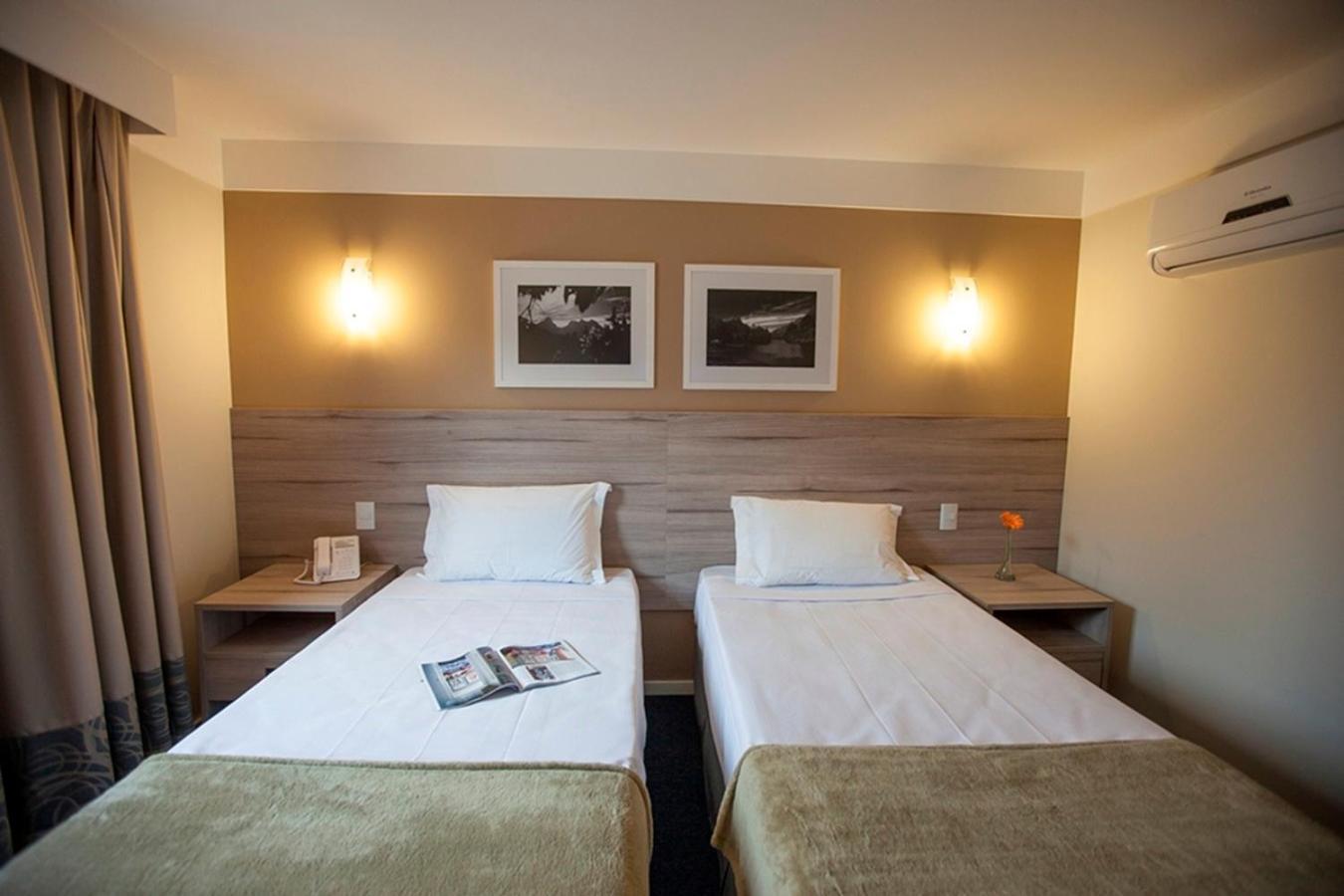 Standard Twin 2 Twin Beds